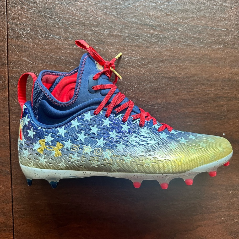 Under Armour UA Spotlight Lux LE MC Football Cleats USA Flag Motif